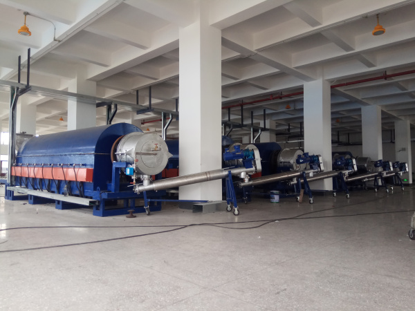 名稱：焙燒電池負極材料，規格：?0.65x7.2米間接電加熱